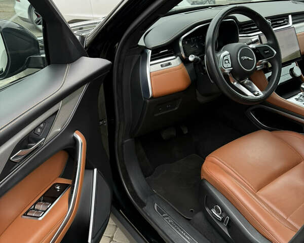 Ягуар Ф-Пейс 2021 в Луцке на Automoto.ua Черный Ягуар Ф-Пейс, объемом двигателя 2 л и пробегом 160 тыс. км за 34500 $, фото 9 на Automoto.ua
