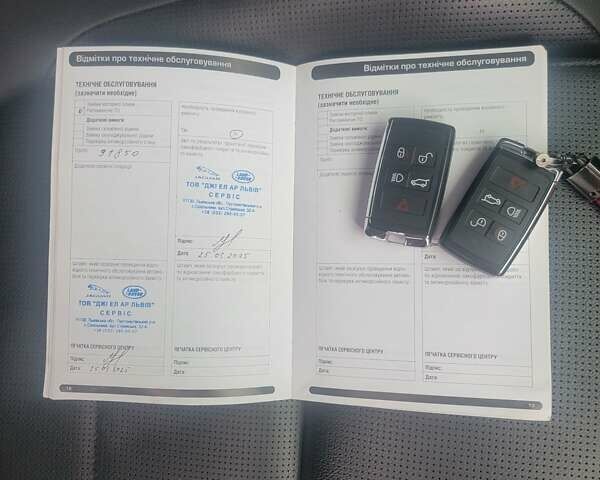 Чорний Ягуар Ф-Пейс, об'ємом двигуна 2 л та пробігом 111 тис. км за 38900 $, фото 28 на Automoto.ua