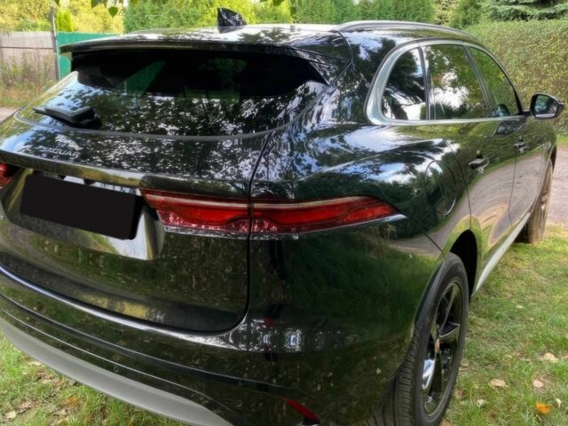 Черный Ягуар Ф-Пейс, объемом двигателя 2 л и пробегом 20 тыс. км за 15200 $, фото 4 на Automoto.ua