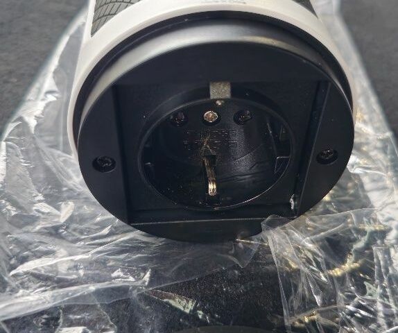 Черный Ягуар Ф-Пейс, объемом двигателя 0 л и пробегом 10 тыс. км за 30000 $, фото 12 на Automoto.ua