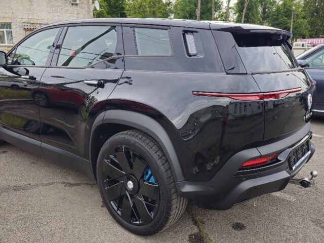 Черный Ягуар Ф-Пейс, объемом двигателя 0 л и пробегом 10 тыс. км за 30000 $, фото 2 на Automoto.ua