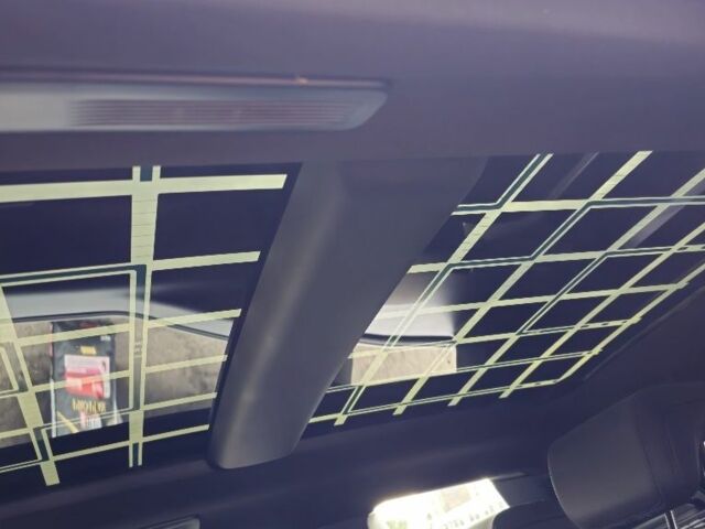 Черный Ягуар Ф-Пейс, объемом двигателя 0 л и пробегом 10 тыс. км за 30000 $, фото 16 на Automoto.ua