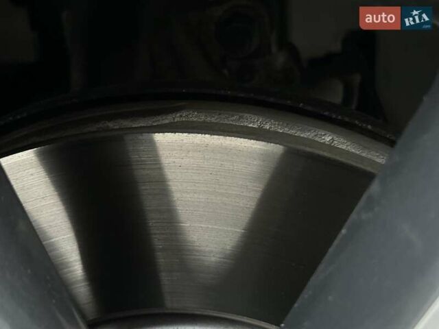 Коричневый Ягуар Ф-Пейс, объемом двигателя 3 л и пробегом 211 тыс. км за 17800 $, фото 25 на Automoto.ua