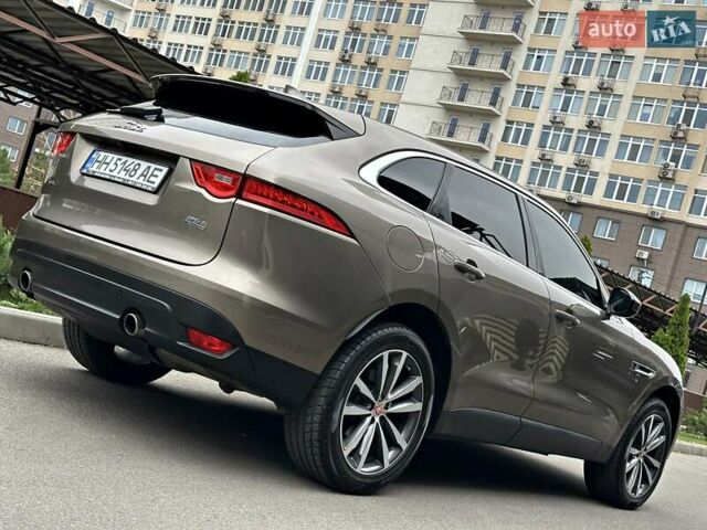 Коричневый Ягуар Ф-Пейс, объемом двигателя 3 л и пробегом 211 тыс. км за 17800 $, фото 22 на Automoto.ua