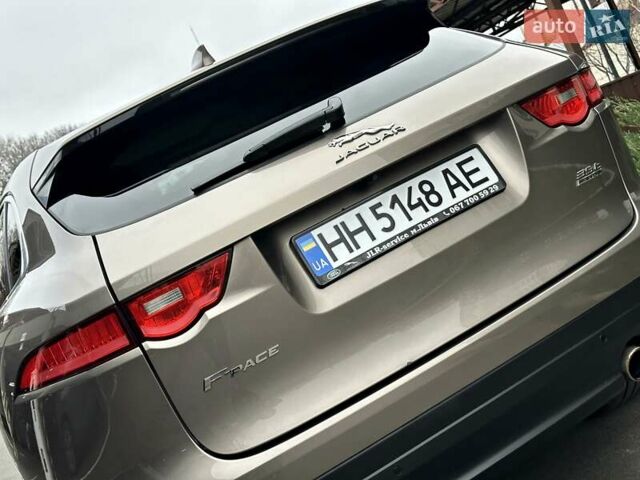 Коричневый Ягуар Ф-Пейс, объемом двигателя 3 л и пробегом 211 тыс. км за 17800 $, фото 19 на Automoto.ua