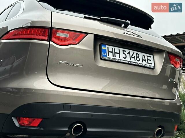 Коричневый Ягуар Ф-Пейс, объемом двигателя 3 л и пробегом 211 тыс. км за 17800 $, фото 18 на Automoto.ua