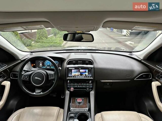 Коричневый Ягуар Ф-Пейс, объемом двигателя 3 л и пробегом 211 тыс. км за 17800 $, фото 47 на Automoto.ua