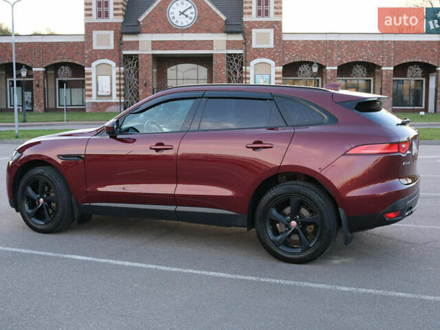 Красный Ягуар Ф-Пейс, объемом двигателя 2 л и пробегом 214 тыс. км за 22500 $, фото 9 на Automoto.ua