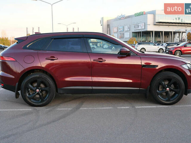 Красный Ягуар Ф-Пейс, объемом двигателя 2 л и пробегом 214 тыс. км за 22500 $, фото 19 на Automoto.ua