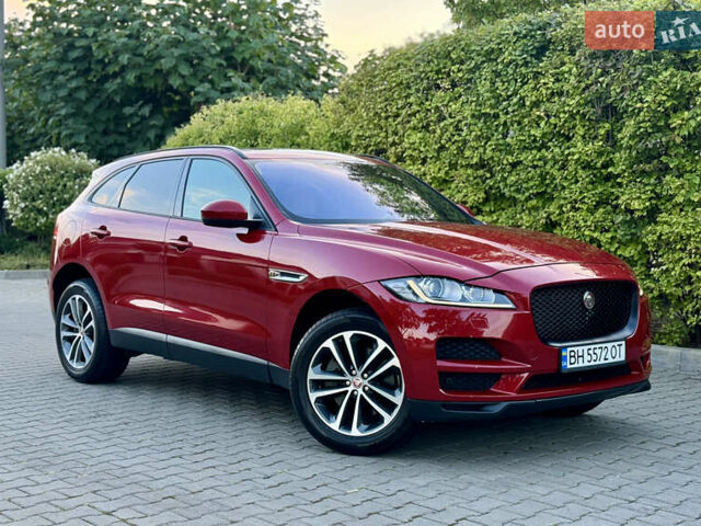 Красный Ягуар Ф-Пейс, объемом двигателя 3 л и пробегом 65 тыс. км за 20000 $, фото 7 на Automoto.ua
