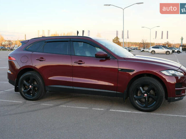 Красный Ягуар Ф-Пейс, объемом двигателя 2 л и пробегом 214 тыс. км за 22500 $, фото 20 на Automoto.ua