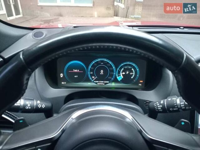 Красный Ягуар Ф-Пейс, объемом двигателя 3 л и пробегом 104 тыс. км за 26500 $, фото 13 на Automoto.ua