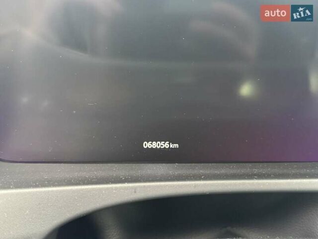 Червоний Ягуар Ф-Пейс, об'ємом двигуна 2 л та пробігом 68 тис. км за 34900 $, фото 13 на Automoto.ua
