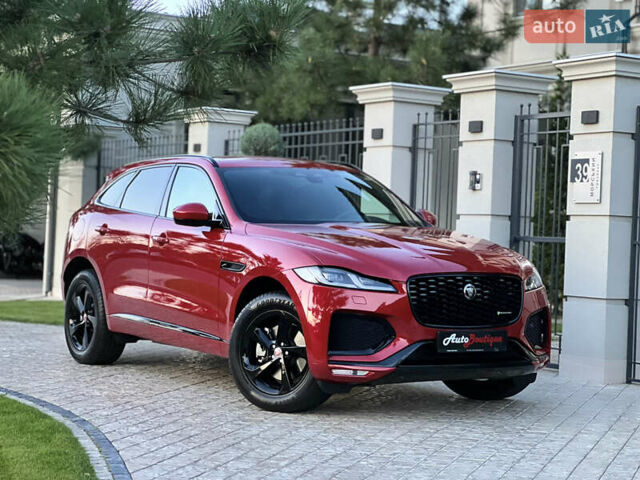 Красный Ягуар Ф-Пейс, объемом двигателя 2 л и пробегом 30 тыс. км за 44000 $, фото 20 на Automoto.ua