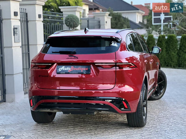 Красный Ягуар Ф-Пейс, объемом двигателя 2 л и пробегом 30 тыс. км за 44000 $, фото 15 на Automoto.ua