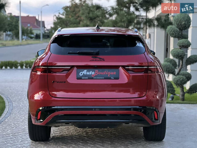 Красный Ягуар Ф-Пейс, объемом двигателя 2 л и пробегом 30 тыс. км за 44000 $, фото 14 на Automoto.ua