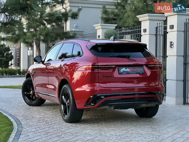Красный Ягуар Ф-Пейс, объемом двигателя 2 л и пробегом 30 тыс. км за 44000 $, фото 11 на Automoto.ua
