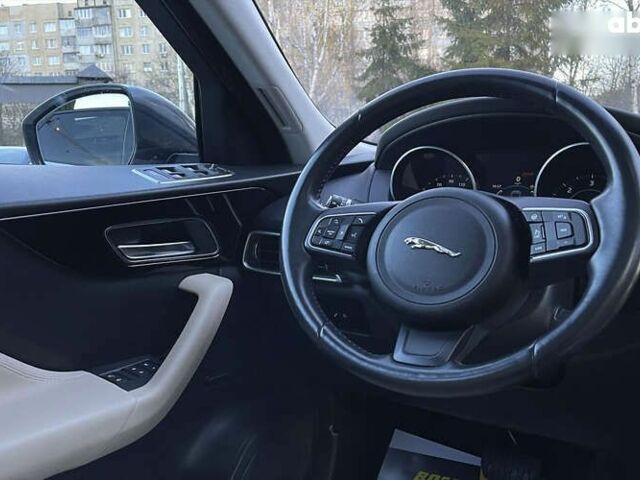 Ягуар Ф-Пейс, объемом двигателя 2 л и пробегом 50 тыс. км за 22999 $, фото 14 на Automoto.ua