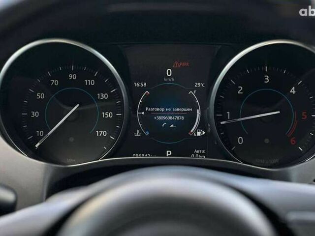 Ягуар Ф-Пейс, объемом двигателя 2 л и пробегом 97 тыс. км за 25500 $, фото 14 на Automoto.ua