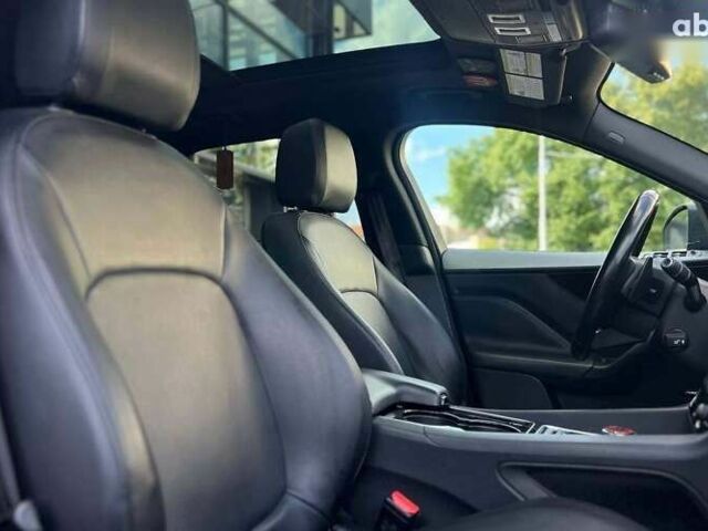 Ягуар Ф-Пейс, объемом двигателя 2 л и пробегом 97 тыс. км за 25500 $, фото 20 на Automoto.ua