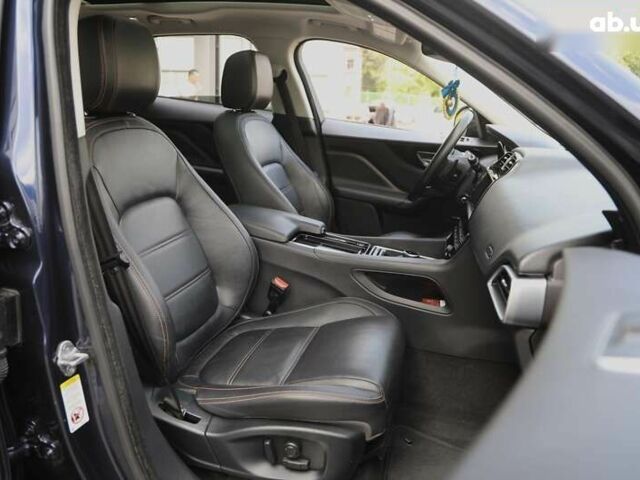 Ягуар Ф-Пейс, об'ємом двигуна 2 л та пробігом 86 тис. км за 27300 $, фото 8 на Automoto.ua