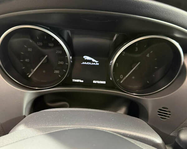 Ягуар Ф-Пейс, объемом двигателя 2 л и пробегом 114 тыс. км за 21500 $, фото 10 на Automoto.ua