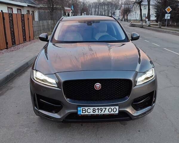 Ягуар Ф-Пейс, об'ємом двигуна 3 л та пробігом 75 тис. км за 27000 $, фото 5 на Automoto.ua