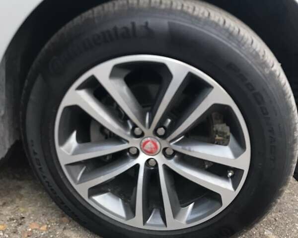 Ягуар Ф-Пейс 2017 у Кривому Розі на Automoto.ua Ягуар Ф-Пейс, об'ємом двигуна 2 л та пробігом 170 тис. км за 19800 $, фото 18 на Automoto.ua