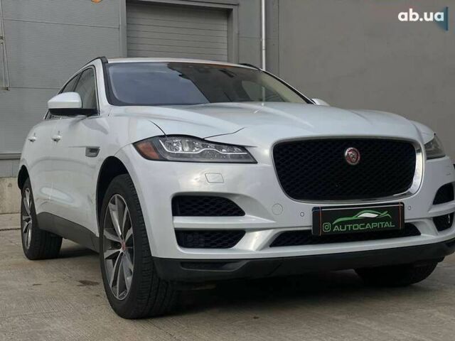 Ягуар Ф-Пейс, объемом двигателя 2 л и пробегом 49 тыс. км за 24290 $, фото 4 на Automoto.ua