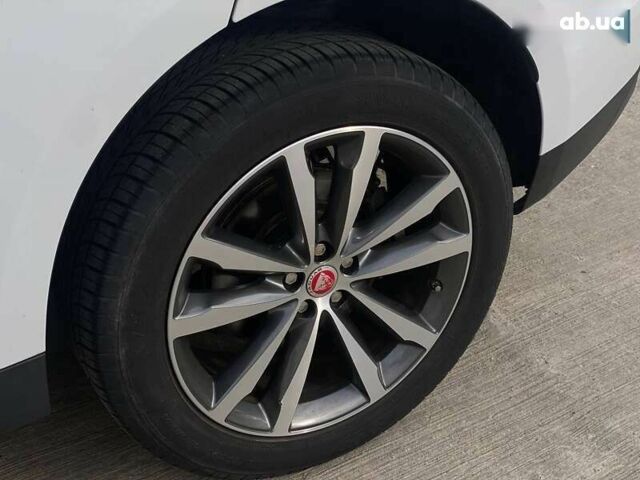 Ягуар Ф-Пейс, объемом двигателя 2 л и пробегом 49 тыс. км за 23490 $, фото 19 на Automoto.ua