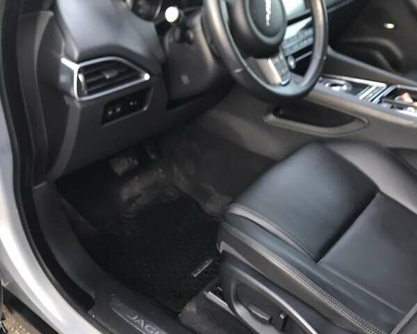 Ягуар Ф-Пейс 2017 у Кривому Розі на Automoto.ua Ягуар Ф-Пейс, об'ємом двигуна 2 л та пробігом 170 тис. км за 19800 $, фото 15 на Automoto.ua
