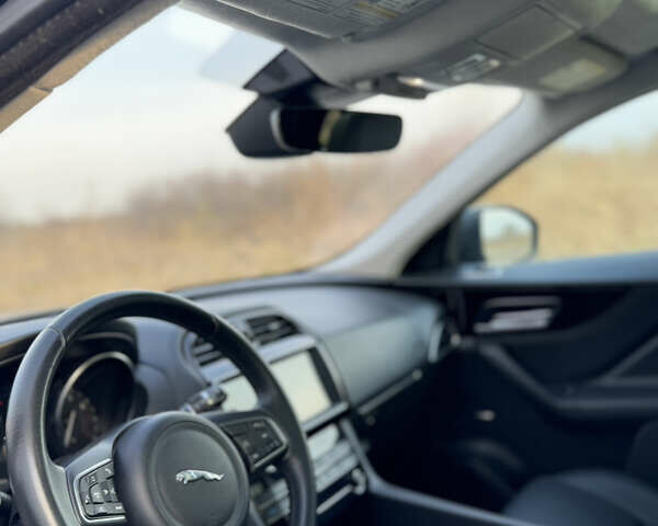 Ягуар Ф-Пейс, объемом двигателя 2 л и пробегом 153 тыс. км за 17500 $, фото 21 на Automoto.ua
