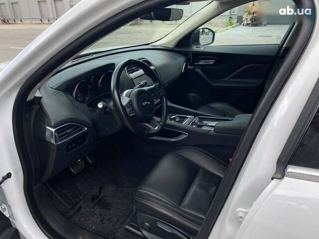 Ягуар Ф-Пейс, об'ємом двигуна 2 л та пробігом 121 тис. км за 24990 $, фото 15 на Automoto.ua
