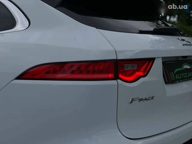 Ягуар Ф-Пейс, об'ємом двигуна 2 л та пробігом 121 тис. км за 24990 $, фото 7 на Automoto.ua