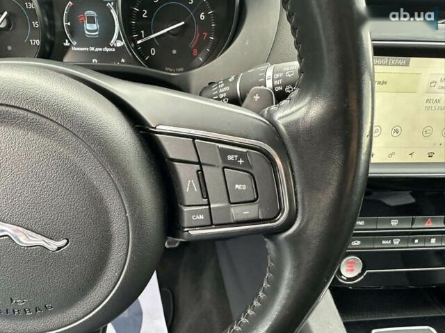 Ягуар Ф-Пейс, объемом двигателя 2 л и пробегом 114 тыс. км за 20500 $, фото 20 на Automoto.ua