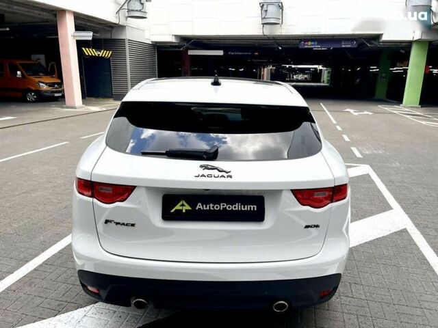 Ягуар Ф-Пейс, объемом двигателя 2 л и пробегом 104 тыс. км за 29900 $, фото 26 на Automoto.ua