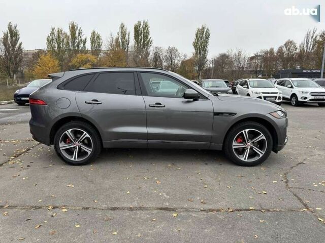 Ягуар Ф-Пейс, объемом двигателя 2 л и пробегом 92 тыс. км за 28500 $, фото 3 на Automoto.ua