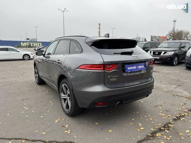 Ягуар Ф-Пейс, объемом двигателя 2 л и пробегом 92 тыс. км за 28500 $, фото 6 на Automoto.ua
