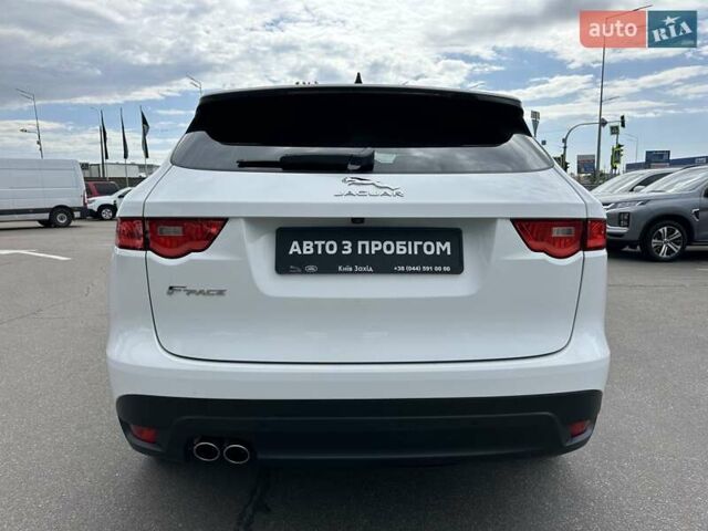 Ягуар Ф-Пейс, объемом двигателя 2 л и пробегом 106 тыс. км за 30400 $, фото 7 на Automoto.ua