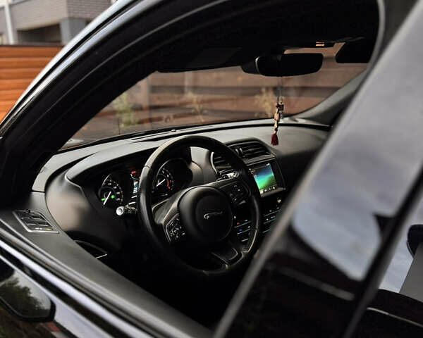 Ягуар Ф-Пейс, об'ємом двигуна 2 л та пробігом 206 тис. км за 22300 $, фото 17 на Automoto.ua