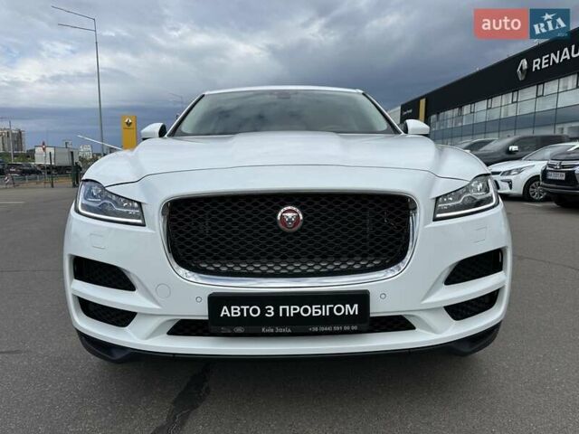 Ягуар Ф-Пейс, объемом двигателя 2 л и пробегом 106 тыс. км за 30400 $, фото 1 на Automoto.ua