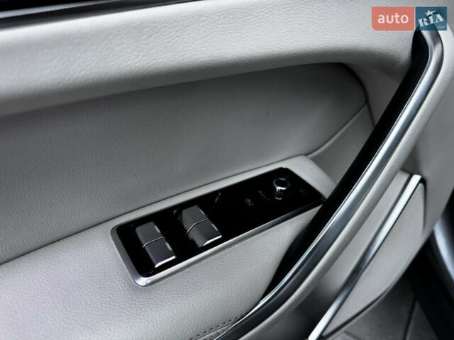 Ягуар Ф-Пейс, об'ємом двигуна 2 л та пробігом 46 тис. км за 46700 $, фото 19 на Automoto.ua