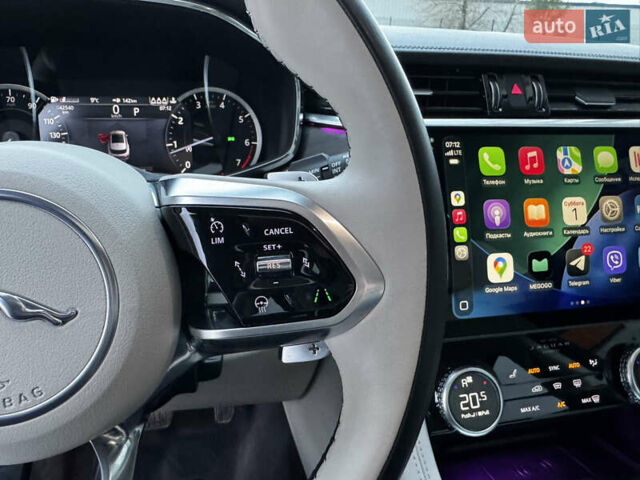 Ягуар Ф-Пейс, об'ємом двигуна 2 л та пробігом 46 тис. км за 46700 $, фото 40 на Automoto.ua
