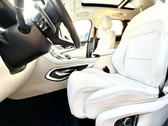 Ягуар Ф-Пейс, объемом двигателя 2 л и пробегом 15 тыс. км за 44500 $, фото 14 на Automoto.ua