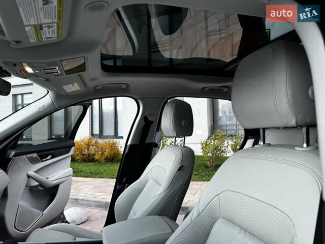 Ягуар Ф-Пейс, об'ємом двигуна 2 л та пробігом 46 тис. км за 46700 $, фото 22 на Automoto.ua