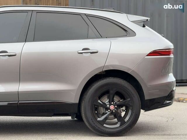 Ягуар Ф-Пейс, объемом двигателя 2 л и пробегом 17 тыс. км за 43900 $, фото 20 на Automoto.ua