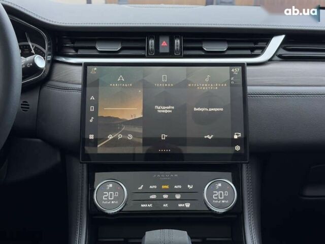 Ягуар Ф-Пейс, объемом двигателя 2 л и пробегом 17 тыс. км за 43900 $, фото 26 на Automoto.ua
