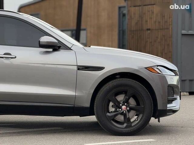 Ягуар Ф-Пейс, объемом двигателя 2 л и пробегом 17 тыс. км за 43900 $, фото 17 на Automoto.ua