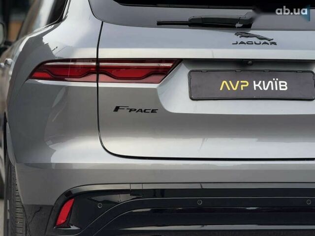 Ягуар Ф-Пейс, объемом двигателя 2 л и пробегом 17 тыс. км за 43900 $, фото 10 на Automoto.ua