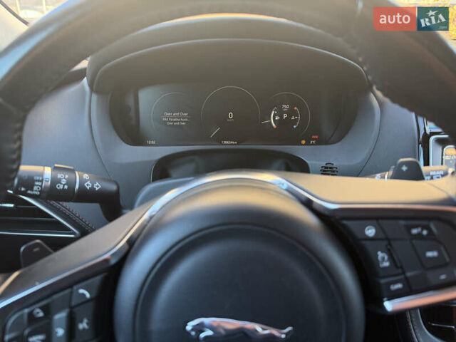 Серый Ягуар Ф-Пейс, объемом двигателя 2 л и пробегом 131 тыс. км за 27500 $, фото 19 на Automoto.ua